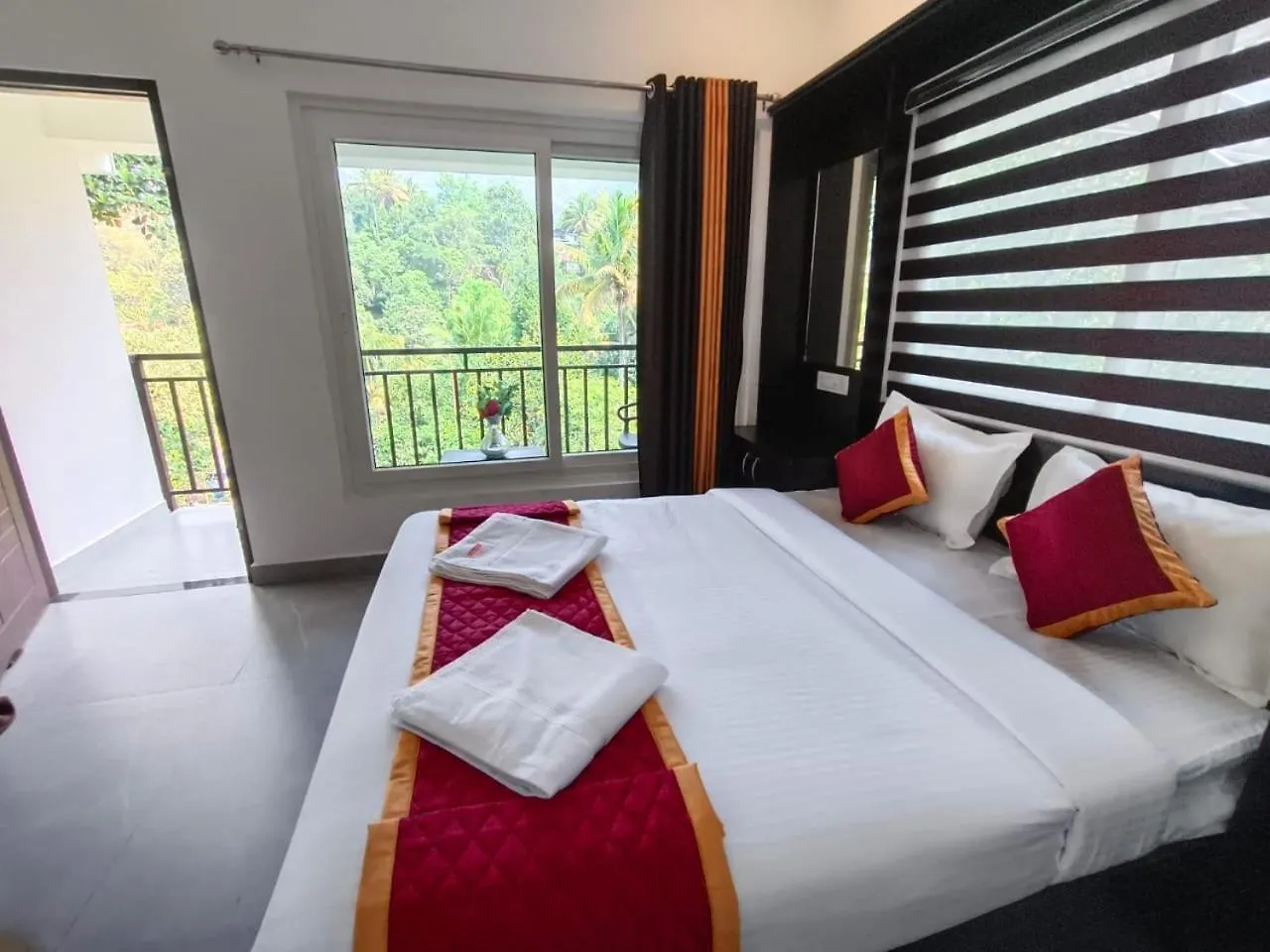 Shri Rvk Gouris Home Stay Anachal الهند